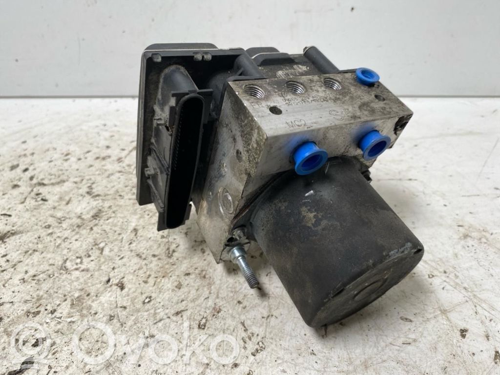 Subaru Impreza III Bomba de ABS 