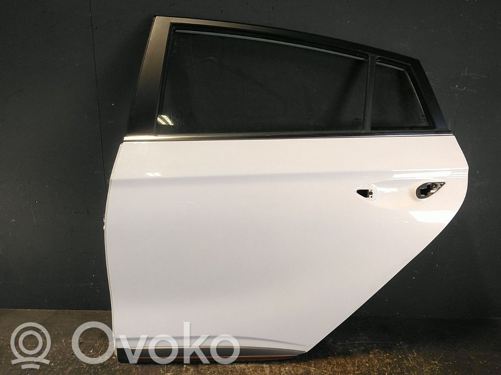 Puerta trasera   77003G2010,77003G2010