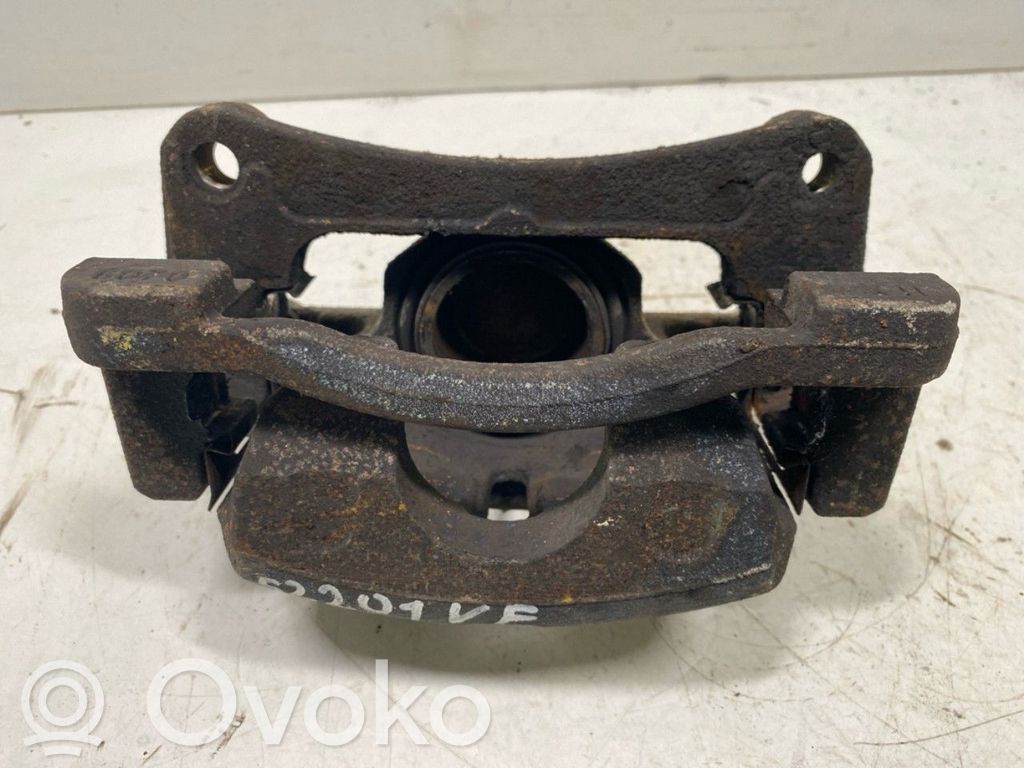Mazda CX-5 II Front brake caliper 