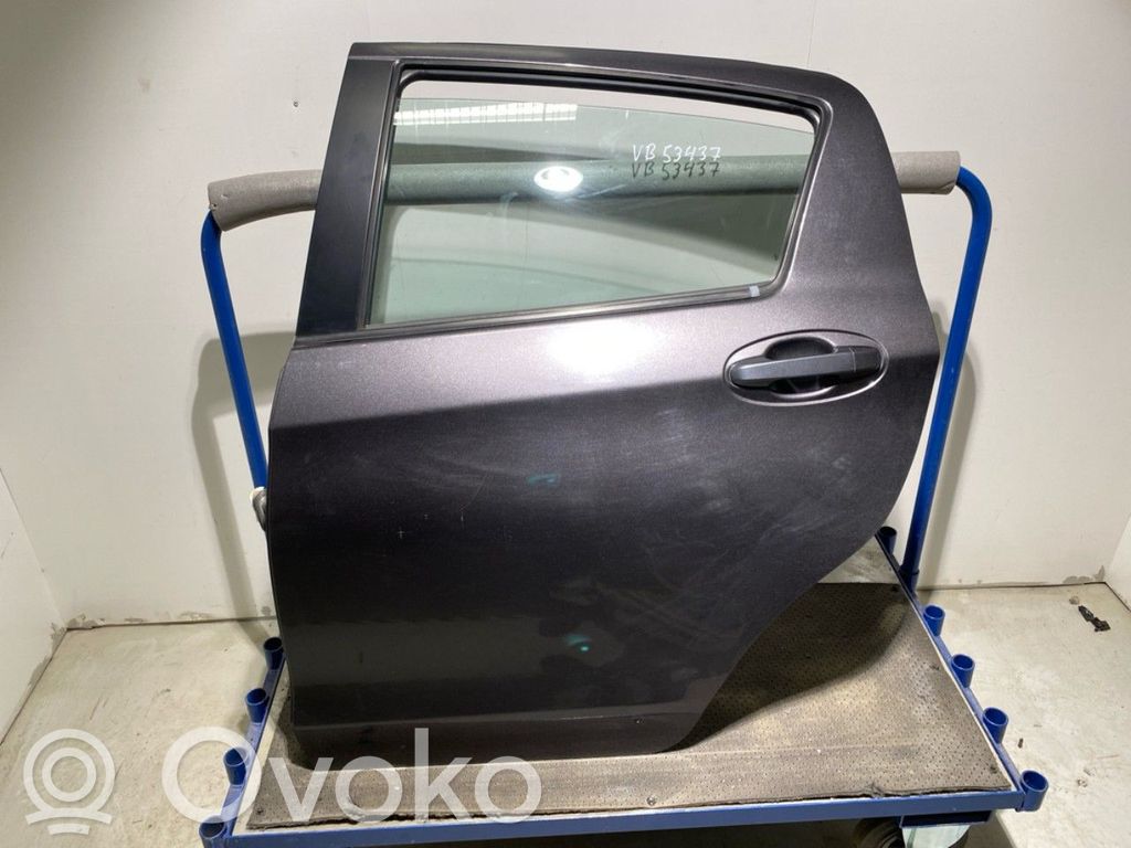 Toyota Yaris Puerta trasera 