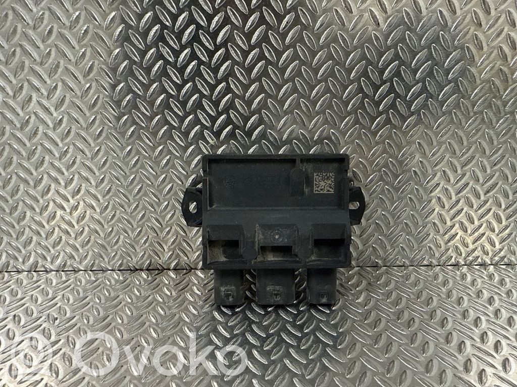 BMW i4 Other control units/modules 