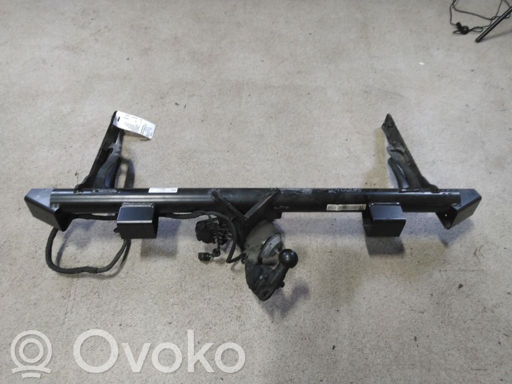 Skoda Enyaq iV Hak holowniczy