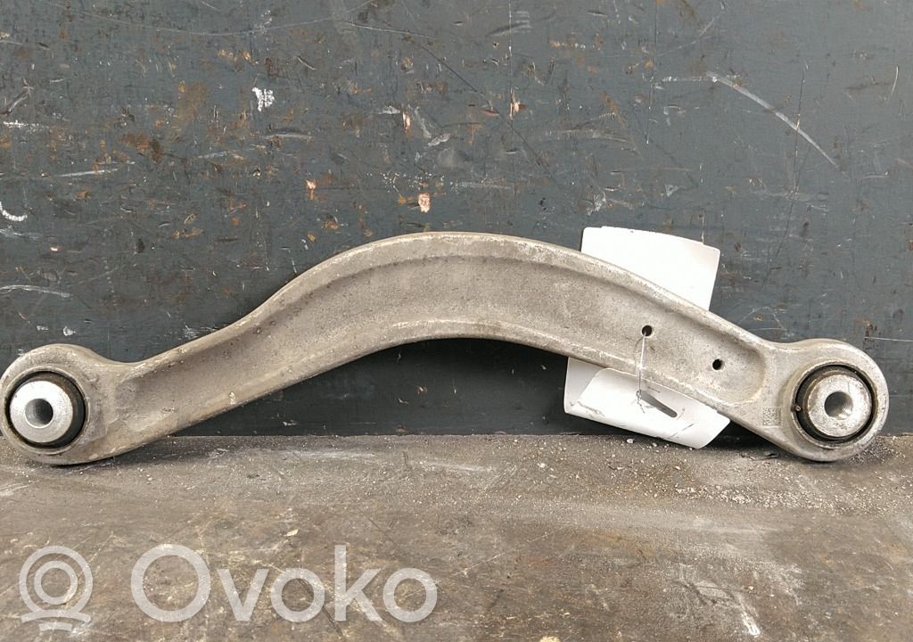 Mercedes-Benz EQC Braccio di controllo sospensione posteriore