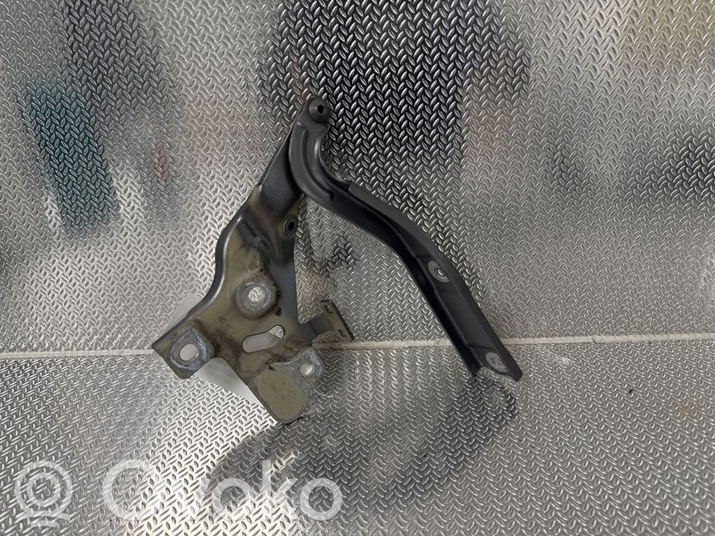 Audi e-tron Scharnier Motorhaube 