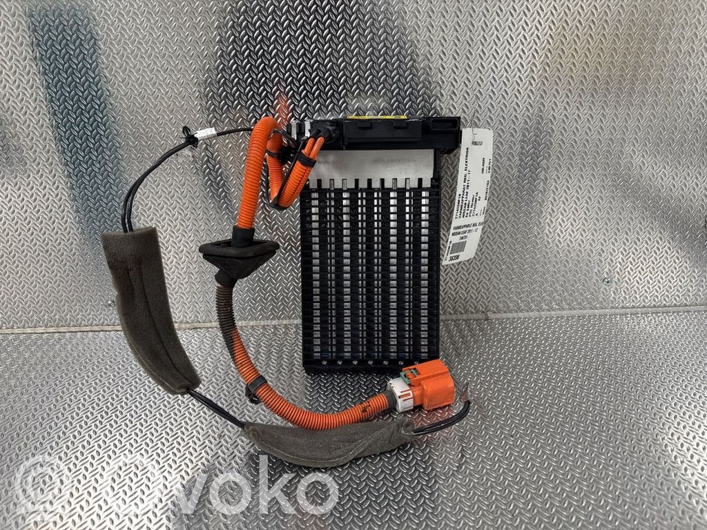 Nissan Leaf I (ZE0) Valvola di regolazione del liquido di raffreddamento e del riscaldatore