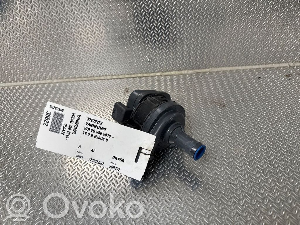 Volvo V60 Vesipumppu 