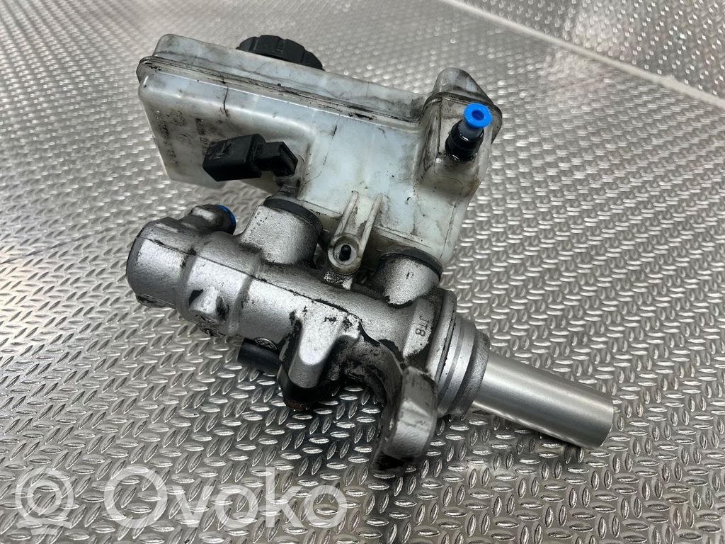 Skoda Octavia Mk3 (5E) Cilindro del sistema frenante