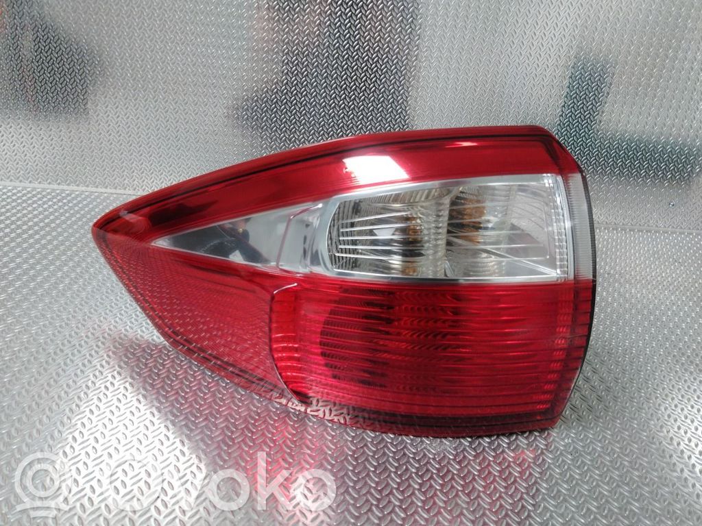 Ford C-MAX II Luz trasera/de freno 