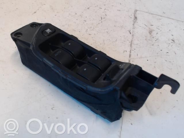 Subaru Outback Electric window control switch 