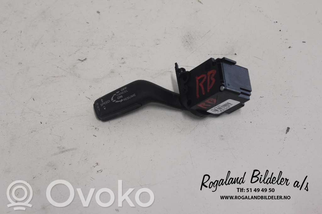 Audi A4 S4 B7 8E 8H Comutator cruise control