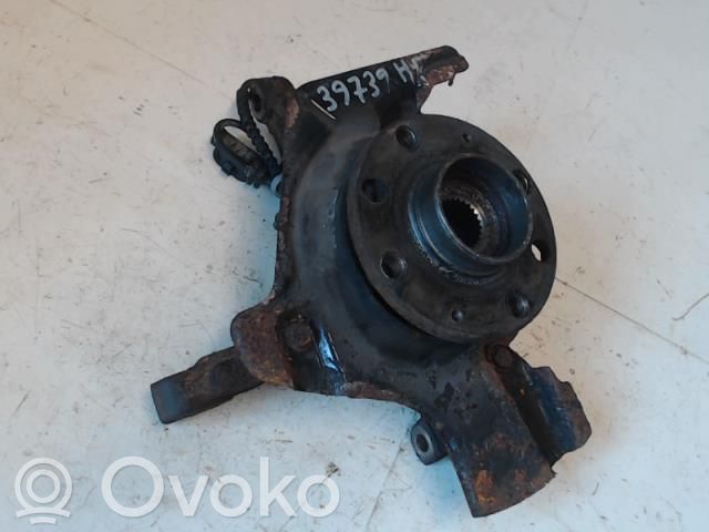 Opel Corsa D Achsschenkel vorne 