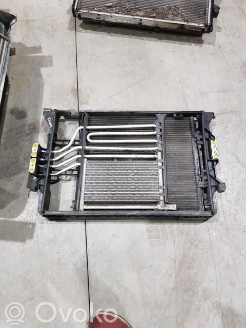 BMW 7 E38 Wasserkühler 