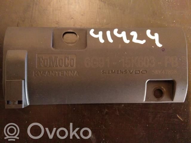 Volvo V70 Radion antenni 