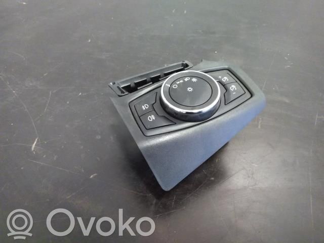 Ford Focus Light switch 