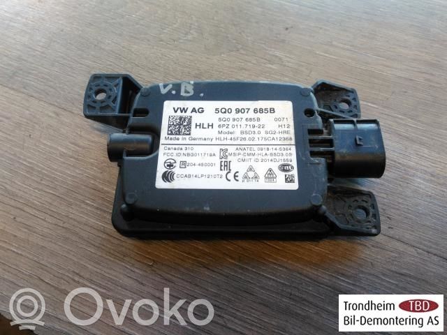 Skoda Octavia Mk3 (5E) Capteur radar d'angle mort 