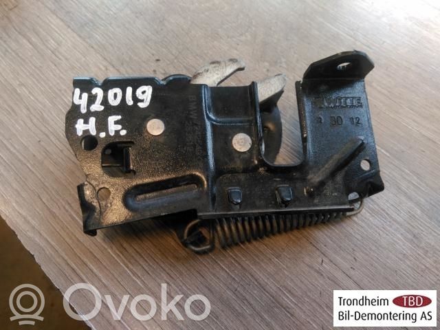 BMW 3 F30 F35 F31 Замок капота двигателя 