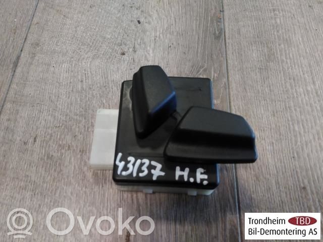 BMW 5 F10 F11 Front door window switch trim 