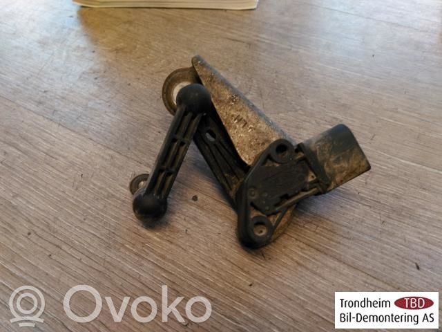 Tesla Model S Air suspension front height level sensor 