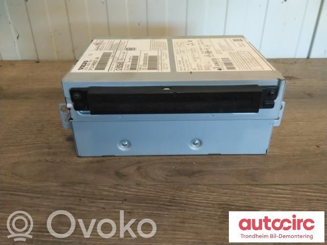 Volvo XC70 Panel / Radioodtwarzacz CD/DVD/GPS 
