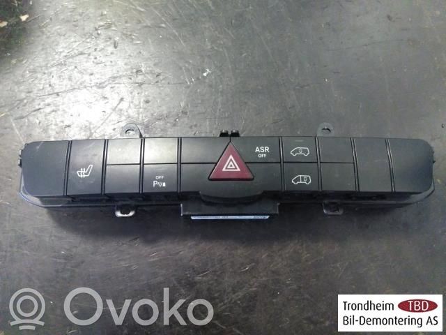Mercedes-Benz Sprinter W906 Przycisk świateł awaryjnych 