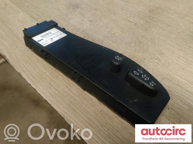 BMW X5 E53 Moldura del interruptor de la ventana de la puerta delantera 