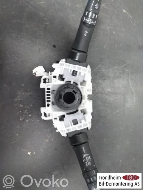 Mitsubishi Outlander Interrupteur / bouton multifonctionnel 