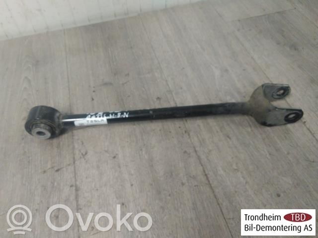 Brazo de suspensión trasero   104444400A,104444400A