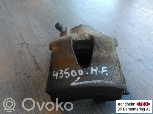 Volkswagen Beetle A5 Zacisk hamulcowy przedni 
