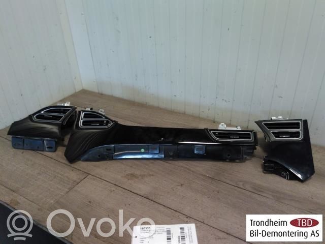 Tesla Model S Rejilla de ventilación central del panel 
