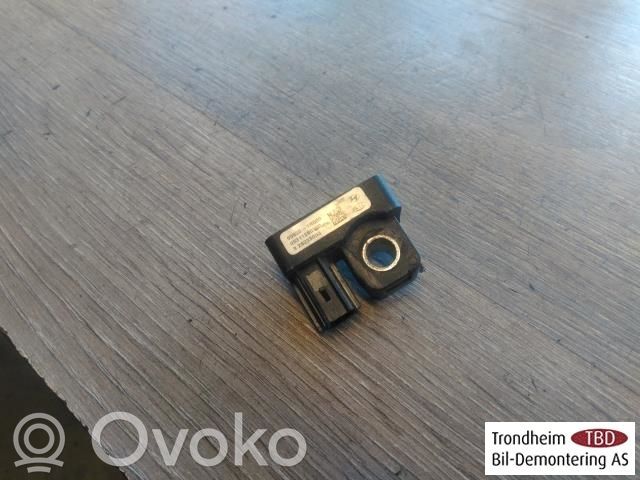 Hyundai Veloster Airbagsensor Crashsensor Drucksensor 