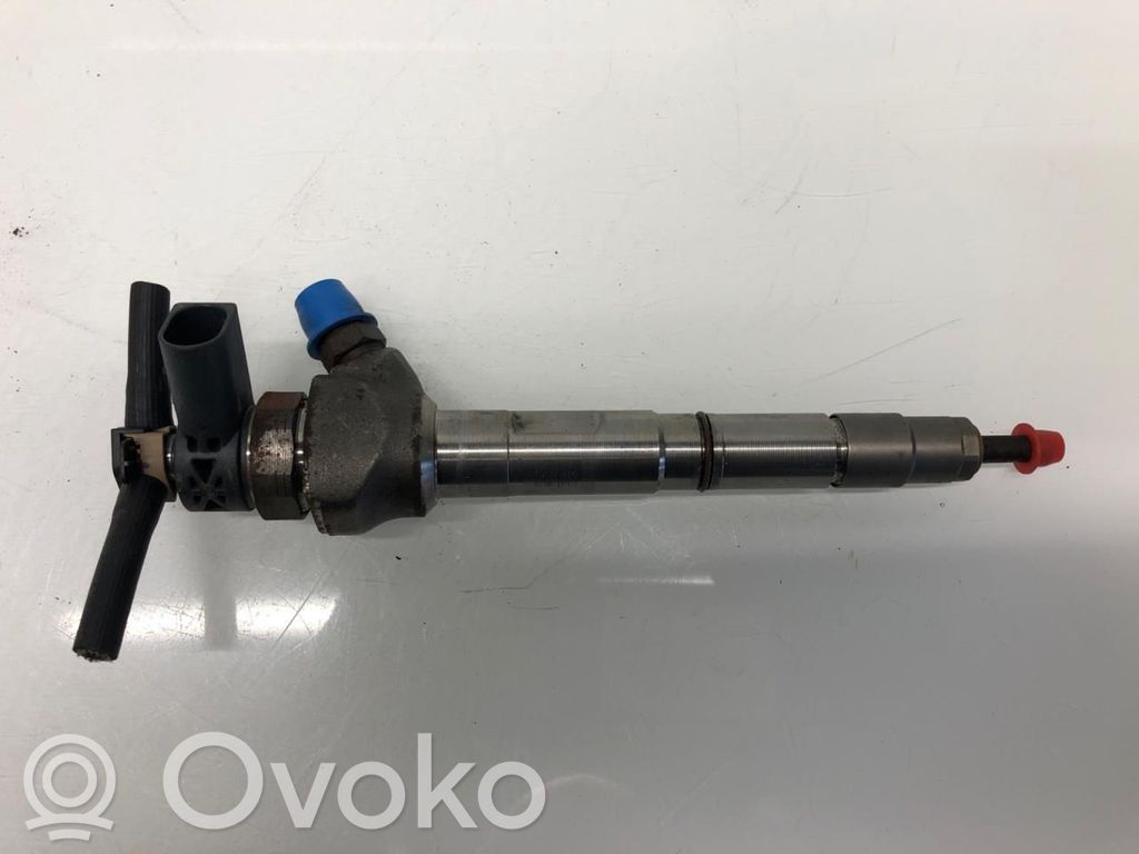 Volkswagen Golf VII Injektor Einspritzdüse 