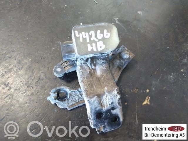 Hyundai Kona I Palanca del sensor de nivel de altura trasero 