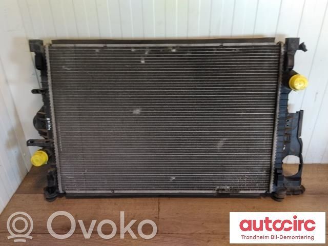 Volvo XC60 Radiatore di raffreddamento 