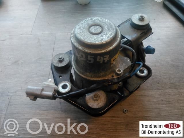 Mitsubishi Outlander Pompă vacuum 