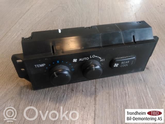 Toyota Land Cruiser (J120) Panel klimatyzacji 