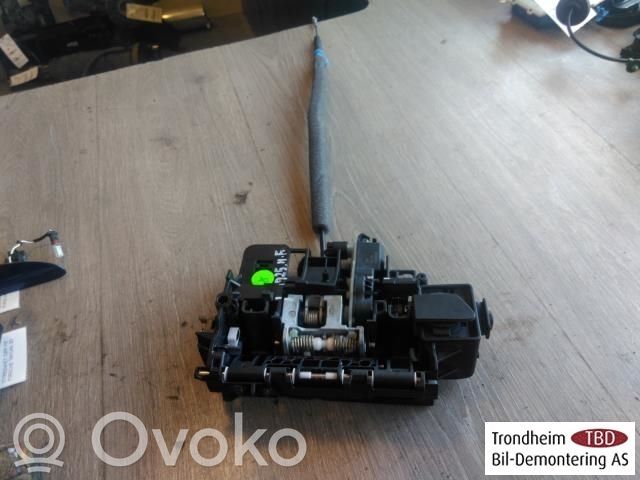Porsche Taycan 9J1 Klamka zewnętrzna drzwi 