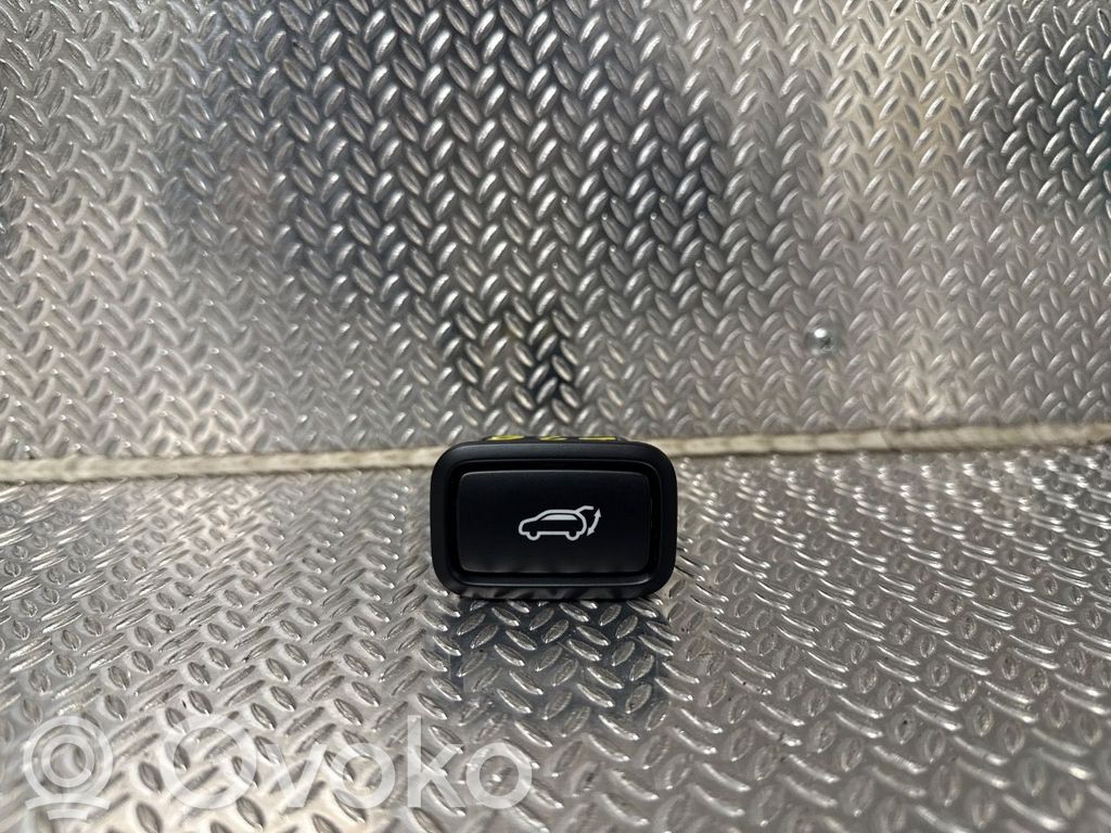 KIA EV6 Interruptor para abrir la puerta trasera 