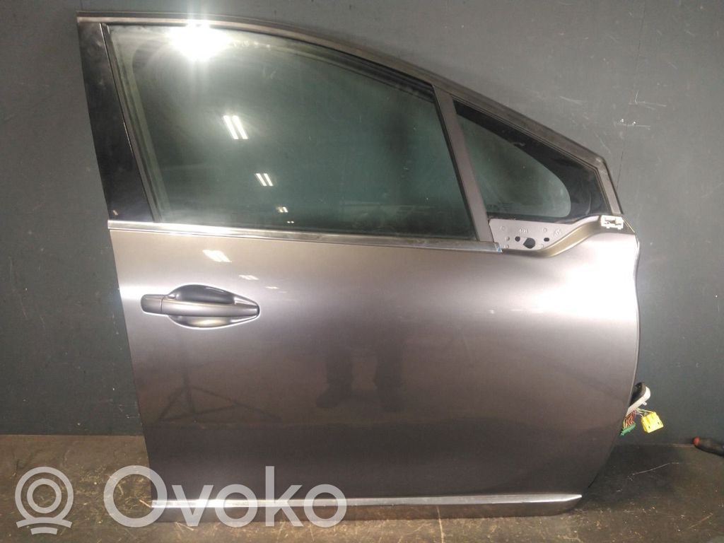 Peugeot 2008 I Puerta delantera 