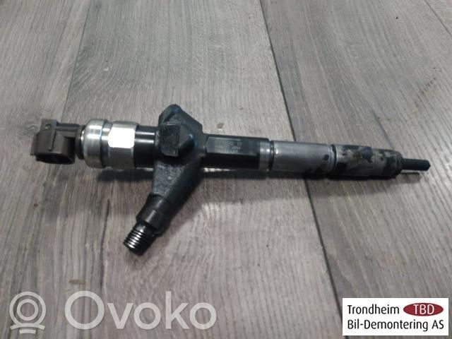 Nissan X-Trail T30 Injector combustibil 