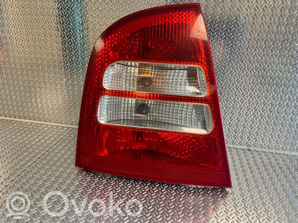 Skoda Octavia Mk1 (1U) Lampă spate în caroserie 