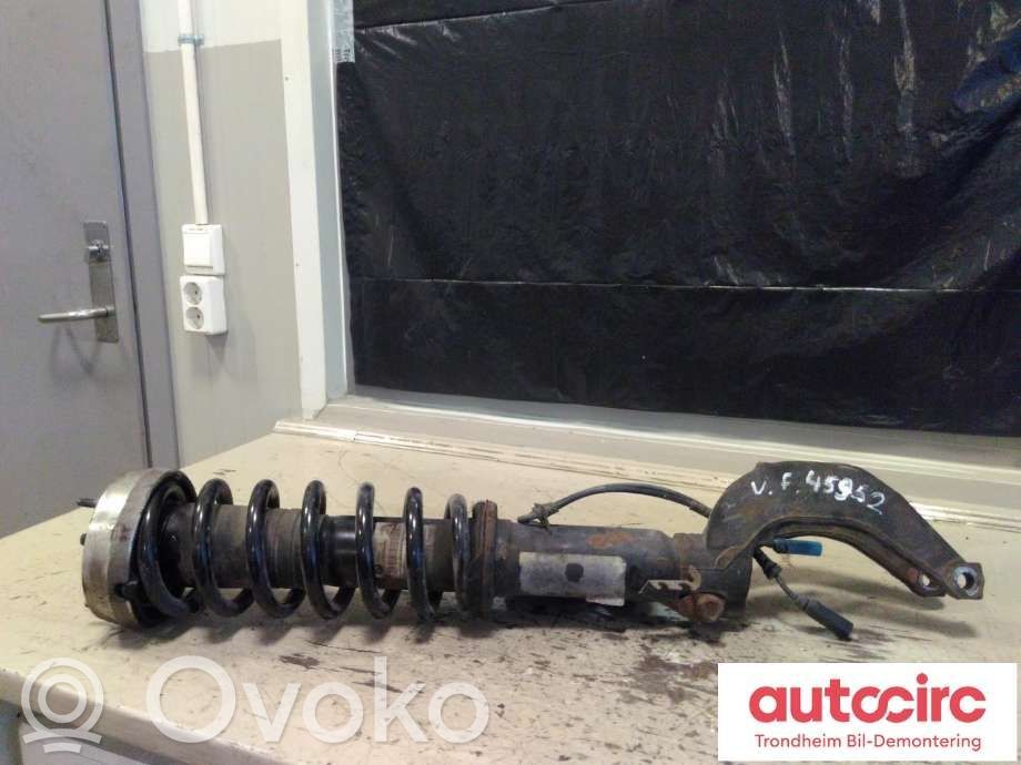 BMW X6 E71 Priekšpusē amortizators ar atsperi 