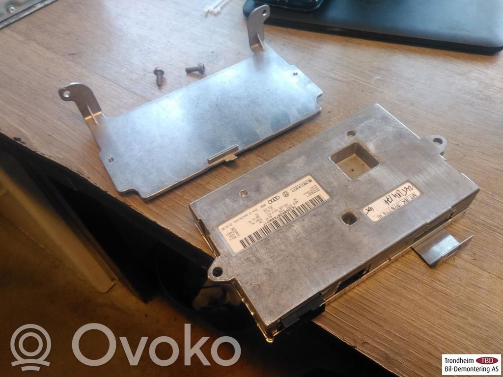 Audio system kit   4E0035729,8T0035729N,8T0035729TX,4E0035729,8T0035729N,8T0035729TX