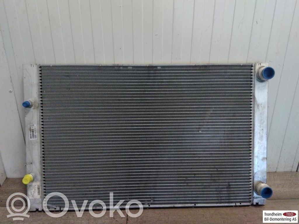 Audi A8 S8 D3 4E Wasserkühler 