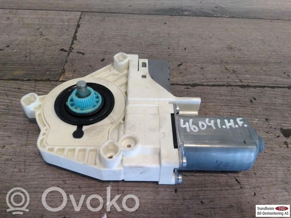 Land Rover Discovery 3 - LR3 Motor macara geam ușă față 