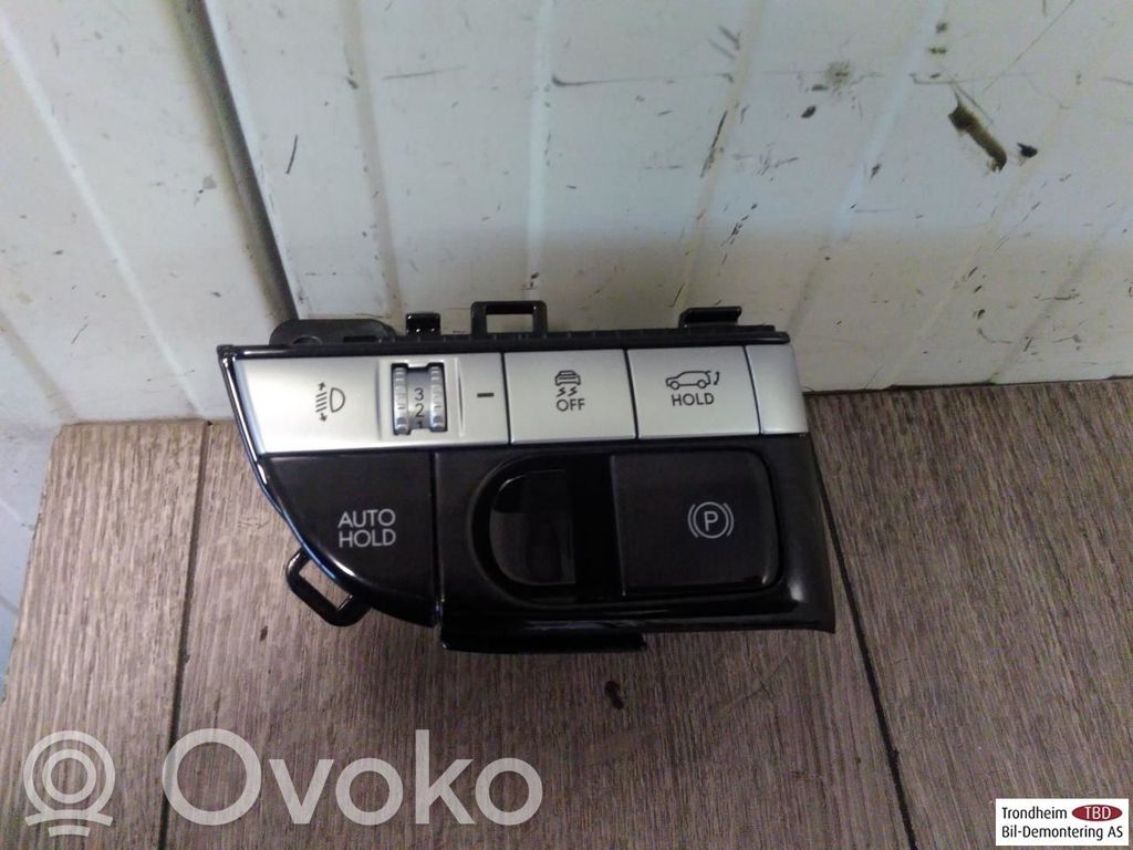 Hyundai Ioniq 5 Hand parking brake switch 