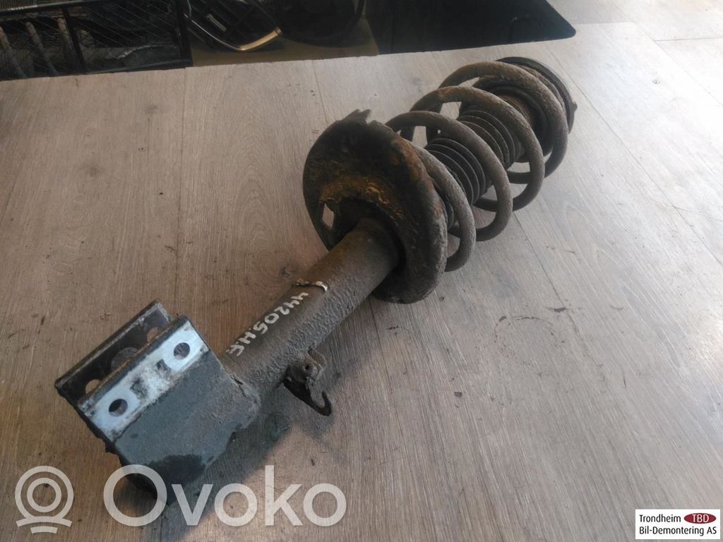 Citroen DS5 Ammortizzatore anteriore con molla elicoidale 