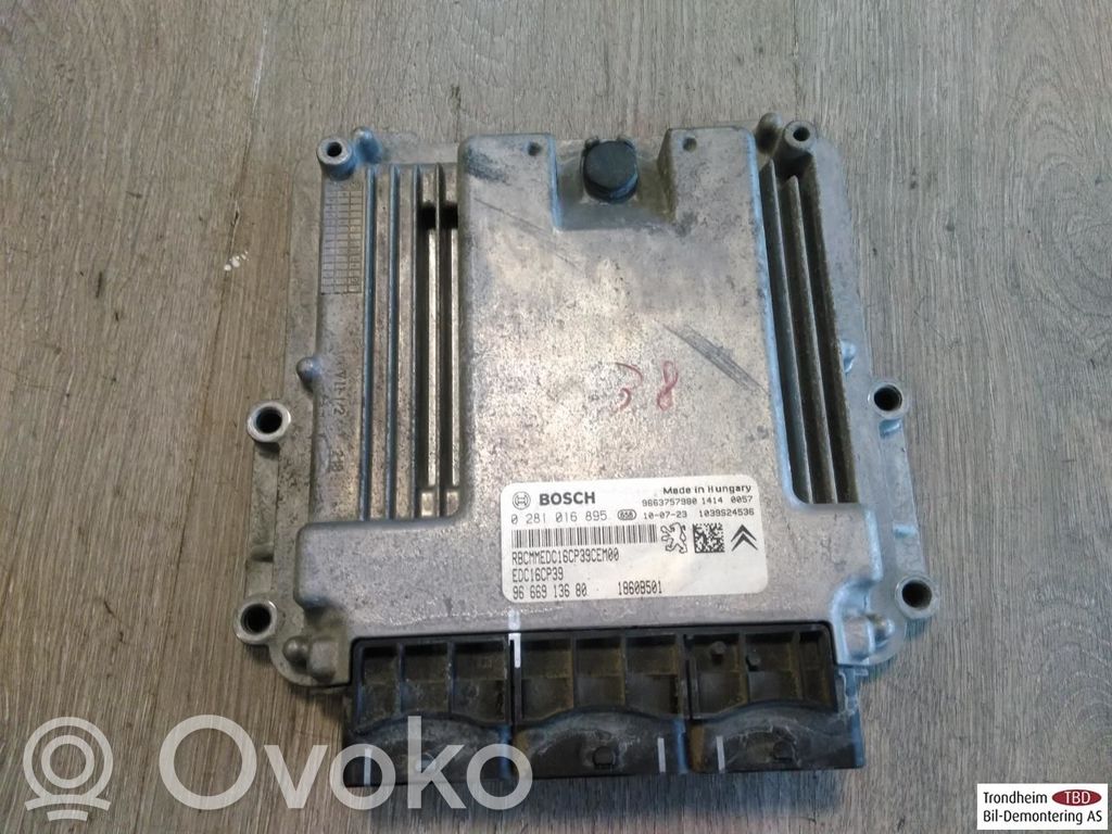 Mitsubishi Outlander Engine control unit/module ECU 