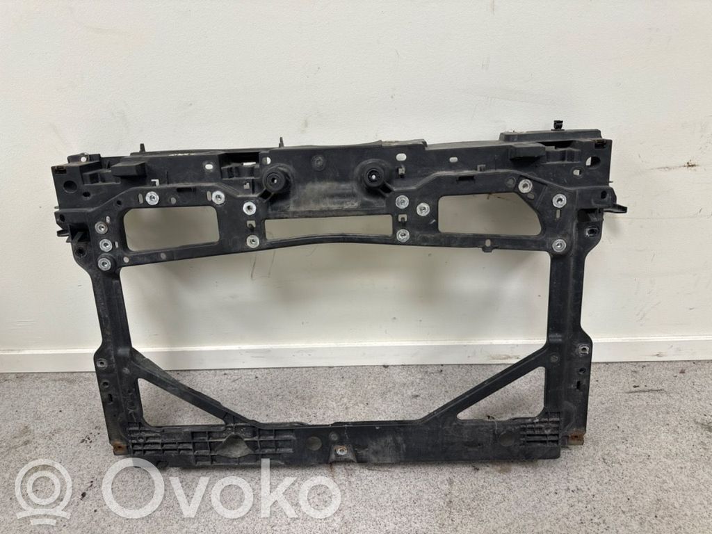 Mazda CX-3 Radiatoru panelis 