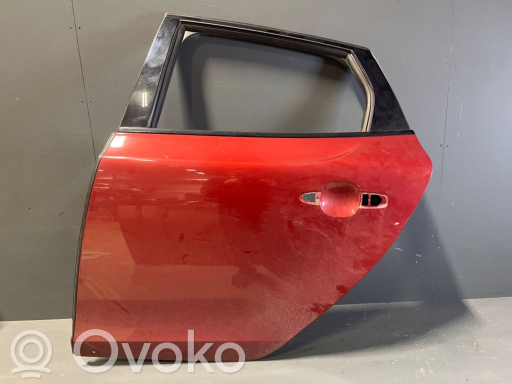 Volvo V40 Galinės durys 