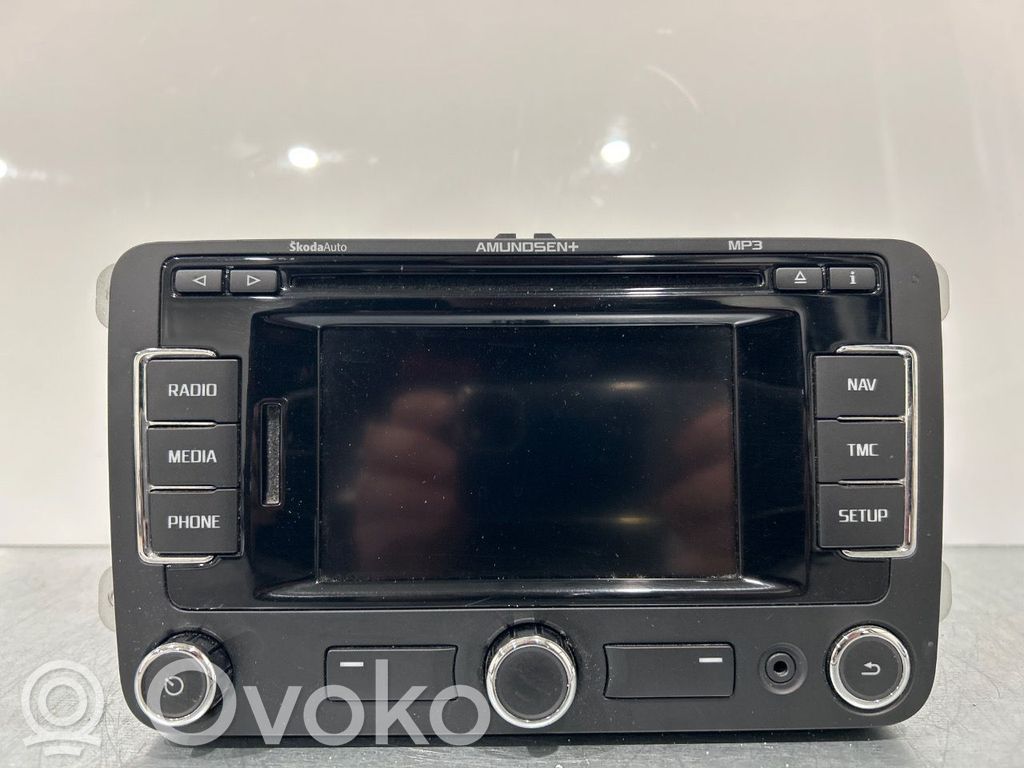 Skoda Superb B6 (3T) Panel / Radioodtwarzacz CD/DVD/GPS 